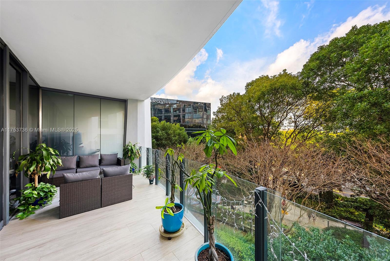 CLUB RESIDENCES AT PARK G - Residential