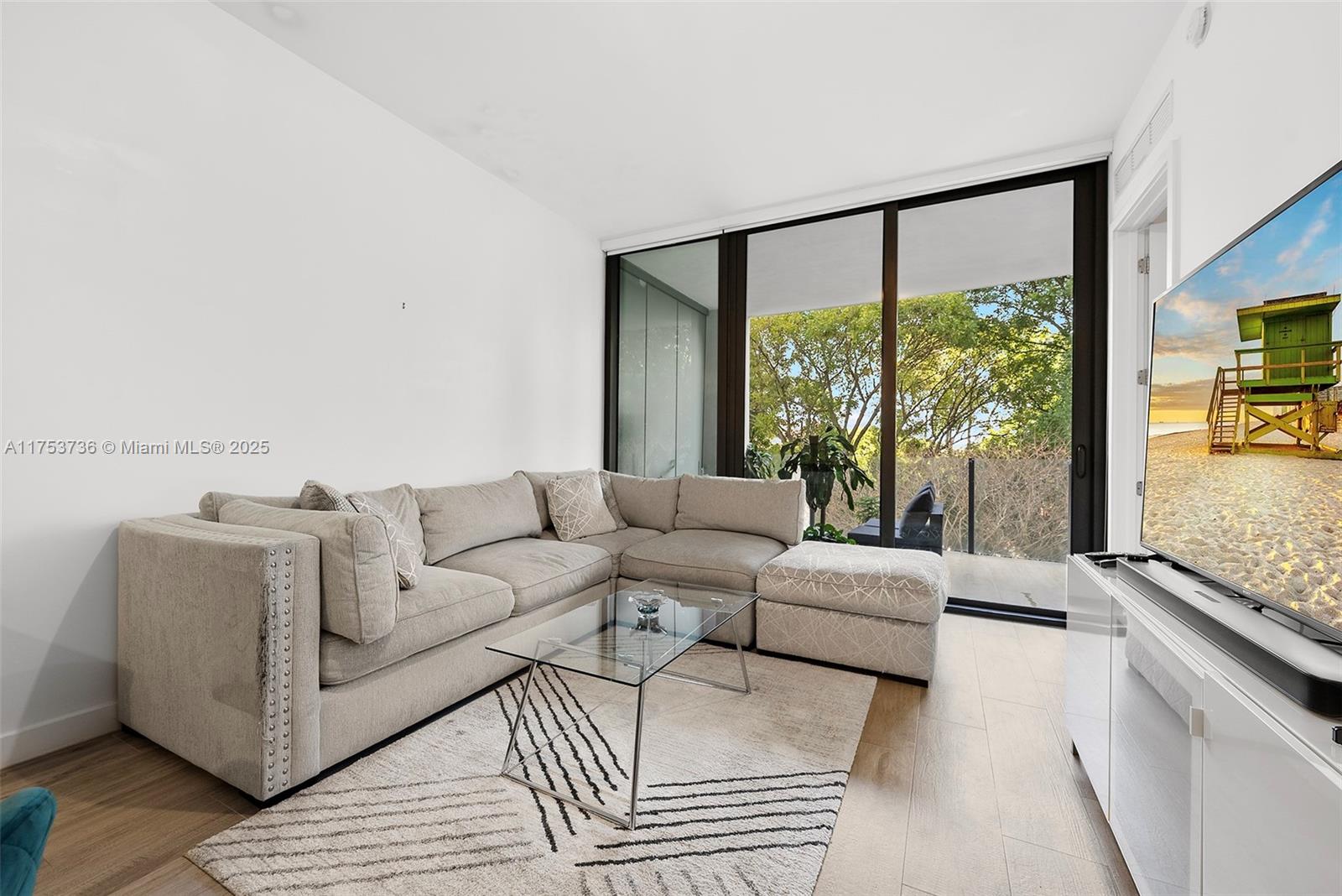 CLUB RESIDENCES AT PARK G - Residential
