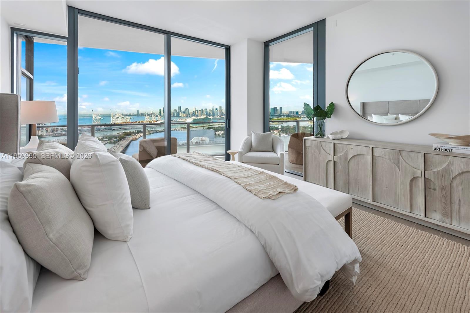 FIVE PARK - Residential