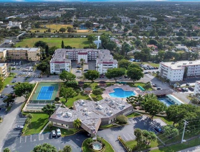 GARNET CONDO - Residential