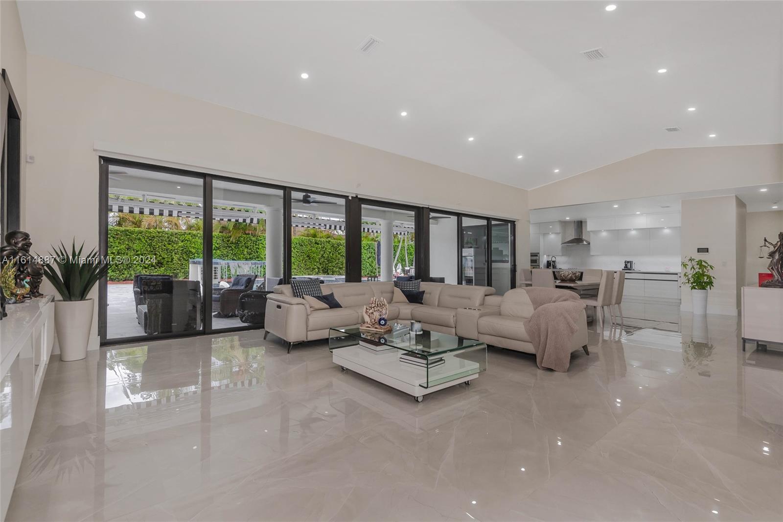 J G HEADS FARMS UNIT A - Residential