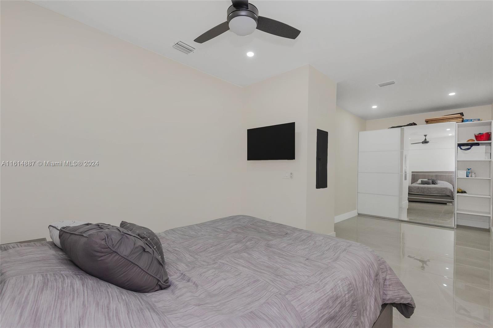 J G HEADS FARMS UNIT A - Residential