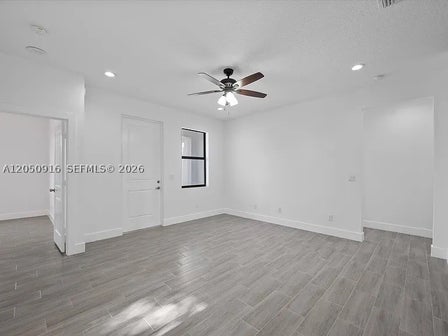 141 W 16TH ST — listing photo 3