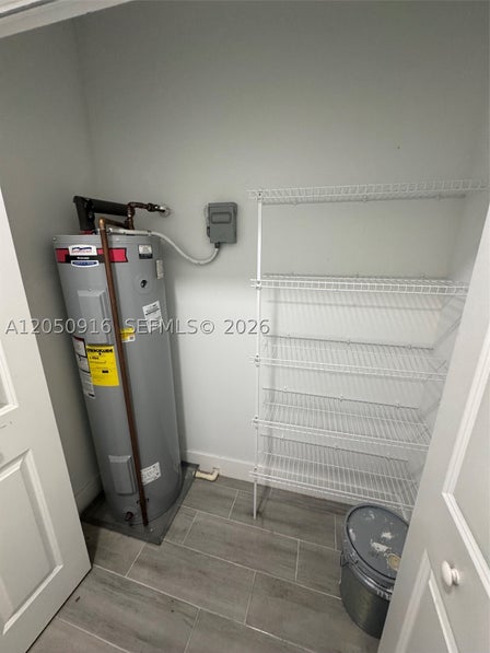 141 W 16TH ST — listing photo 13