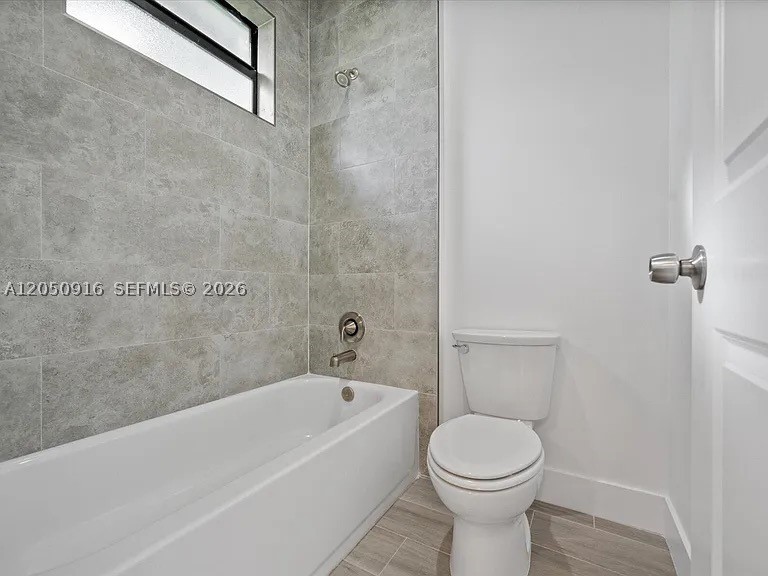 141 W 16th St