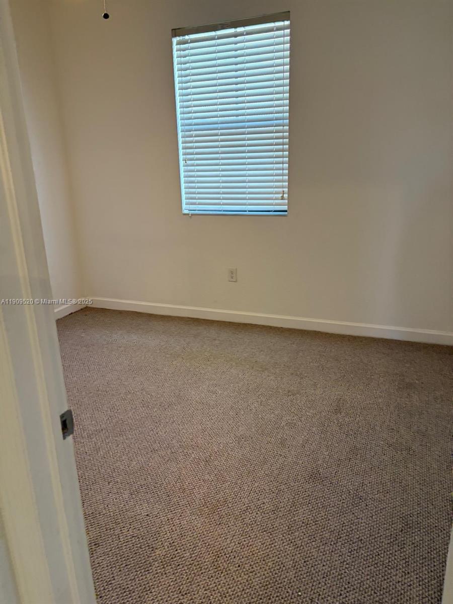 INTERLAKEN - Residential Lease