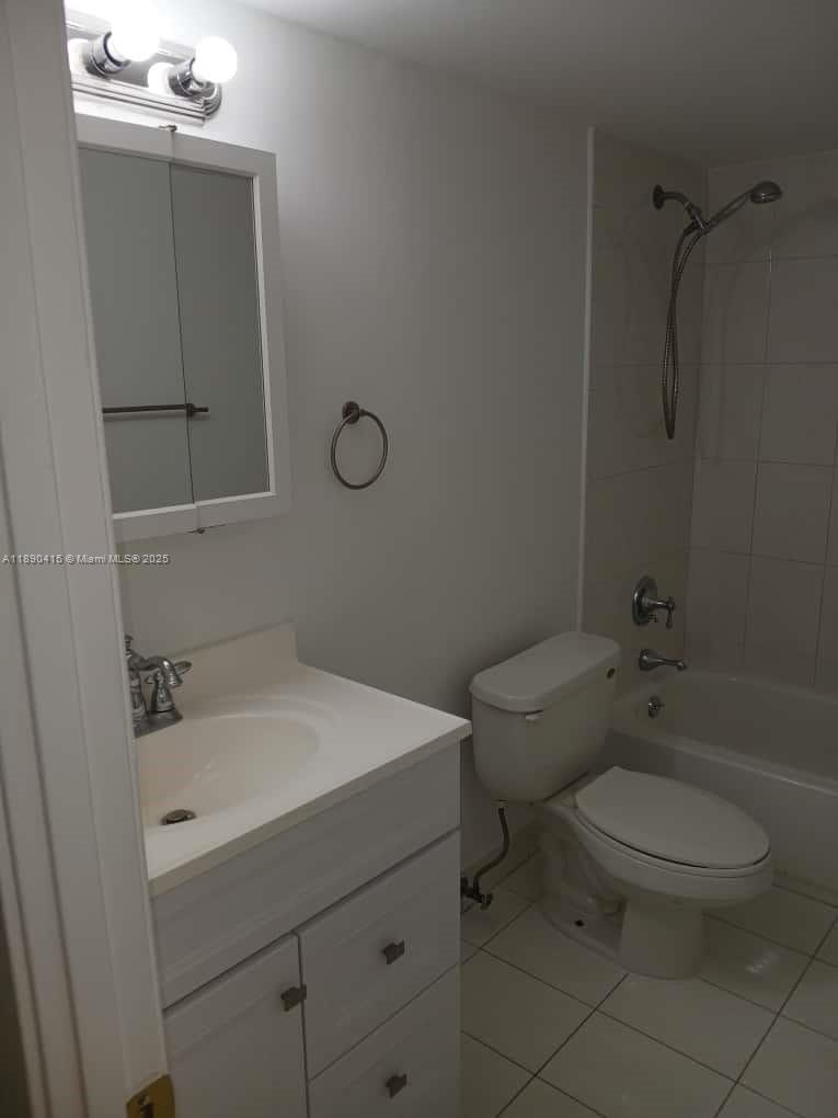 SUMMIT CHASE CONDO - Residential Lease