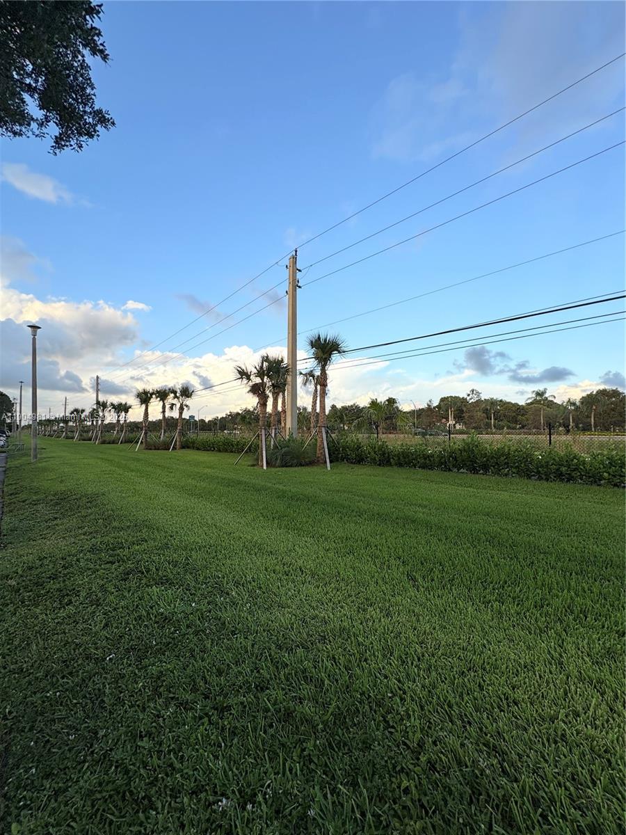 CAMBRIDGE AT CENTURY VILL - Residential