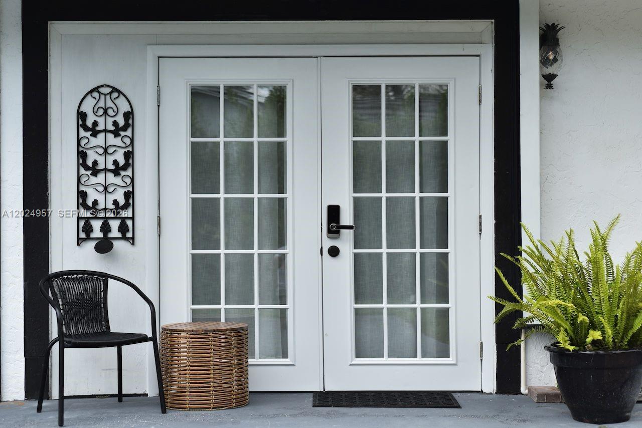 PINEWOOD OF WELLINGTON - Residential