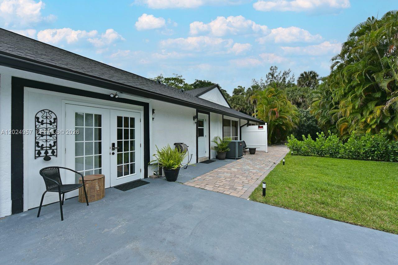 PINEWOOD OF WELLINGTON - Residential