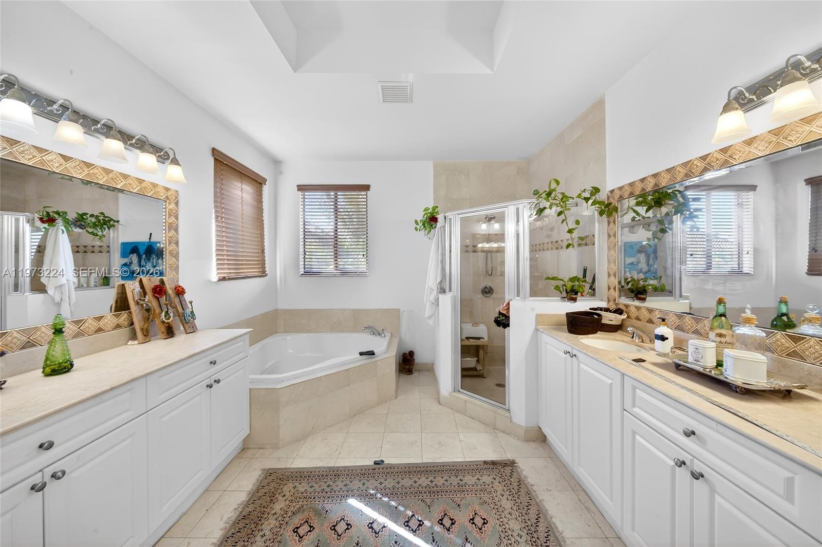 CUTLER CAY - Residential