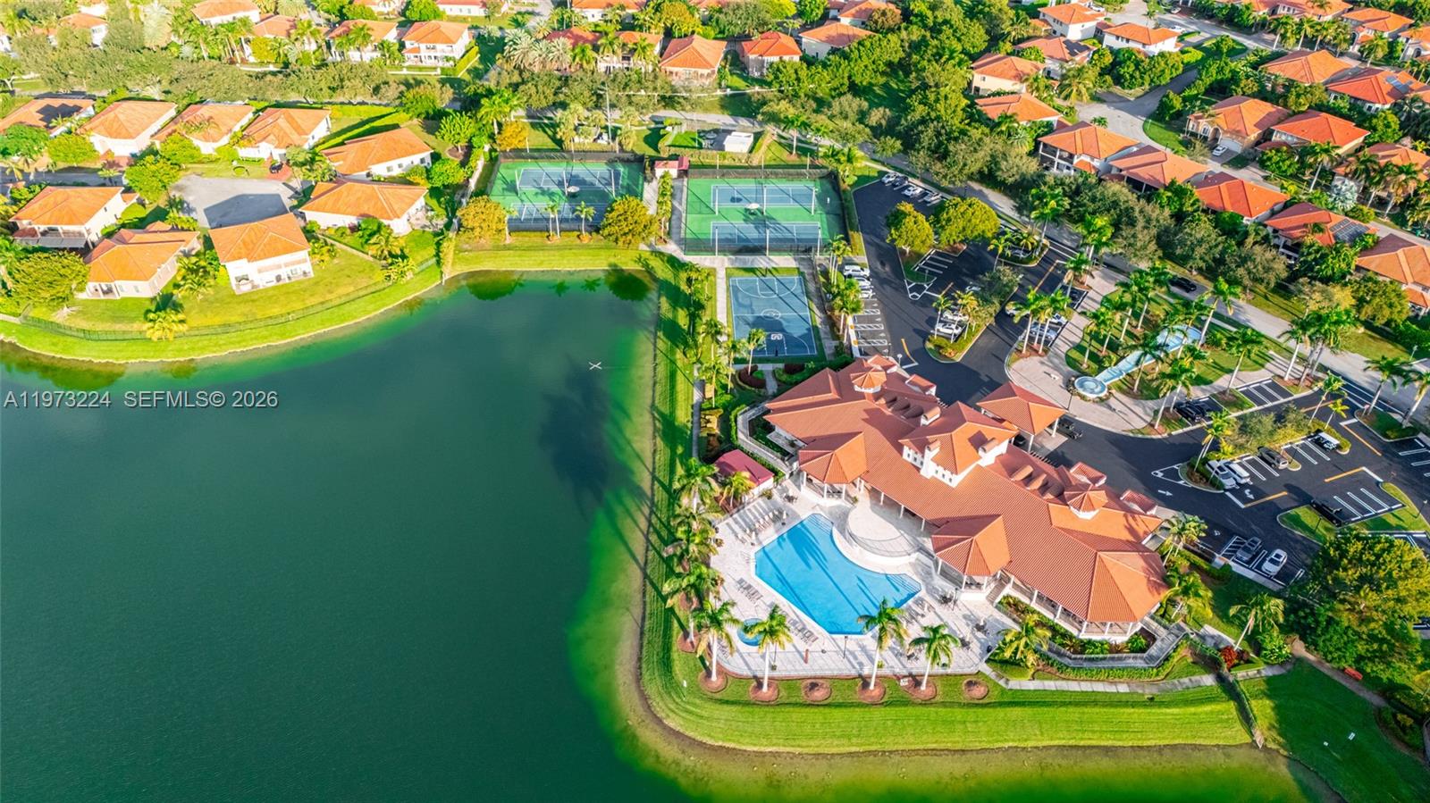 CUTLER CAY - Residential