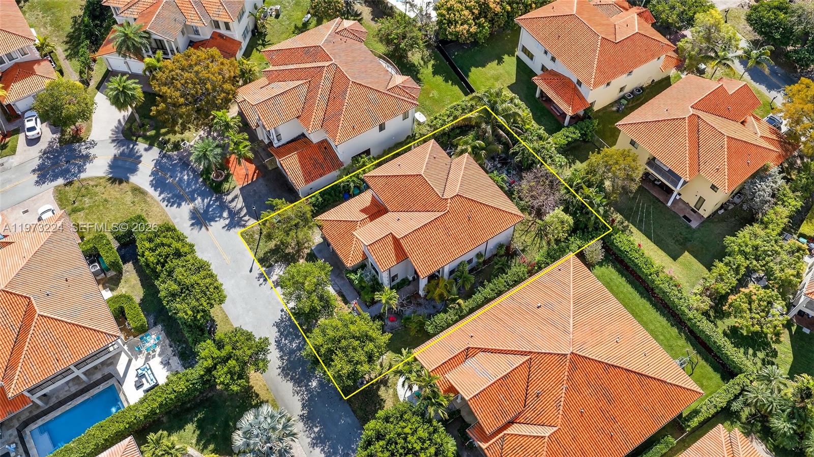 CUTLER CAY - Residential