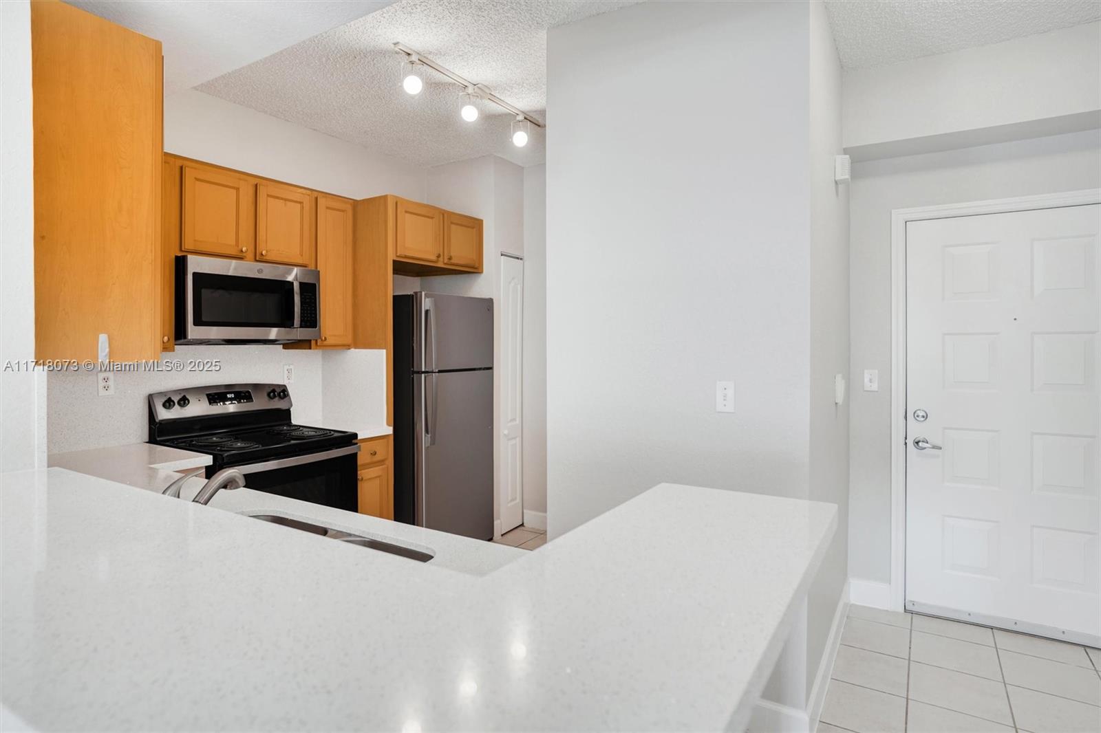 6001 SW 70th St 640