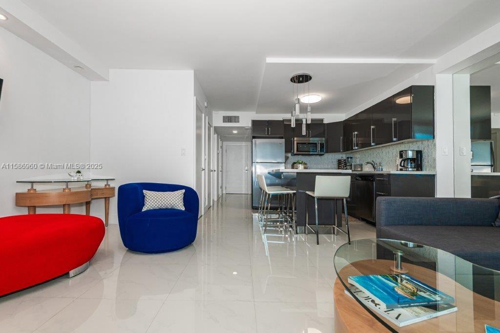 RONEY PALACE CONDO - Residential Lease