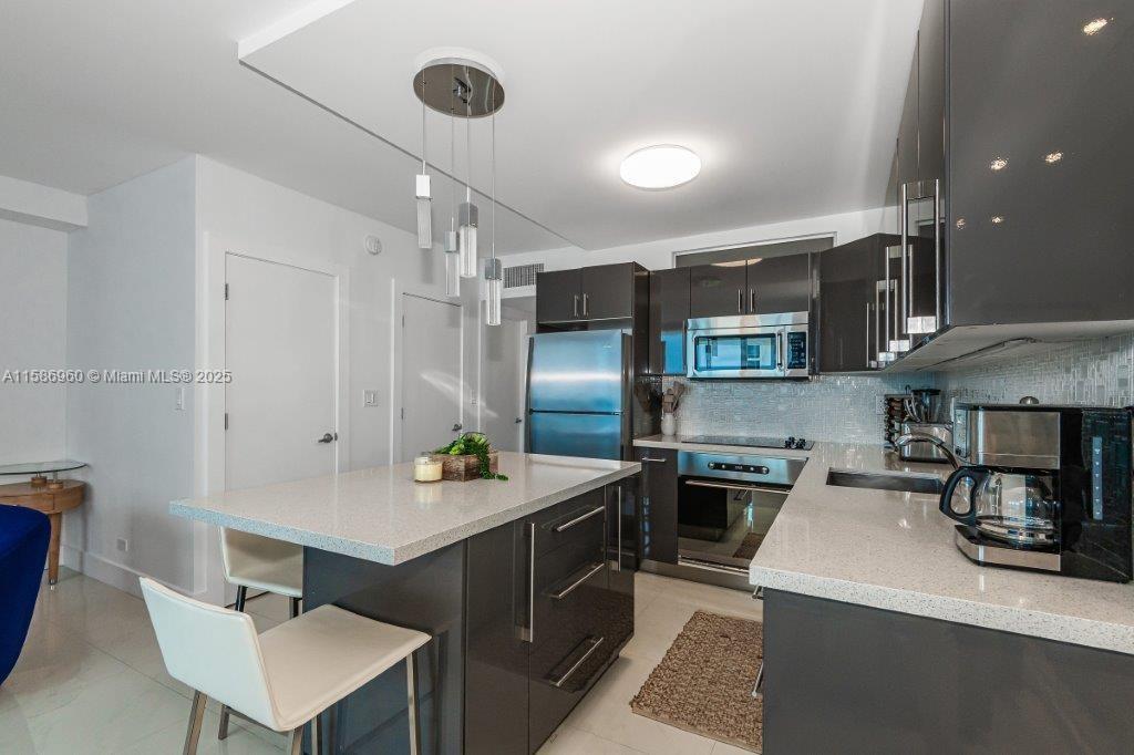 RONEY PALACE CONDO - Residential Lease