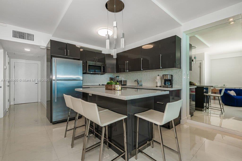 RONEY PALACE CONDO - Residential Lease