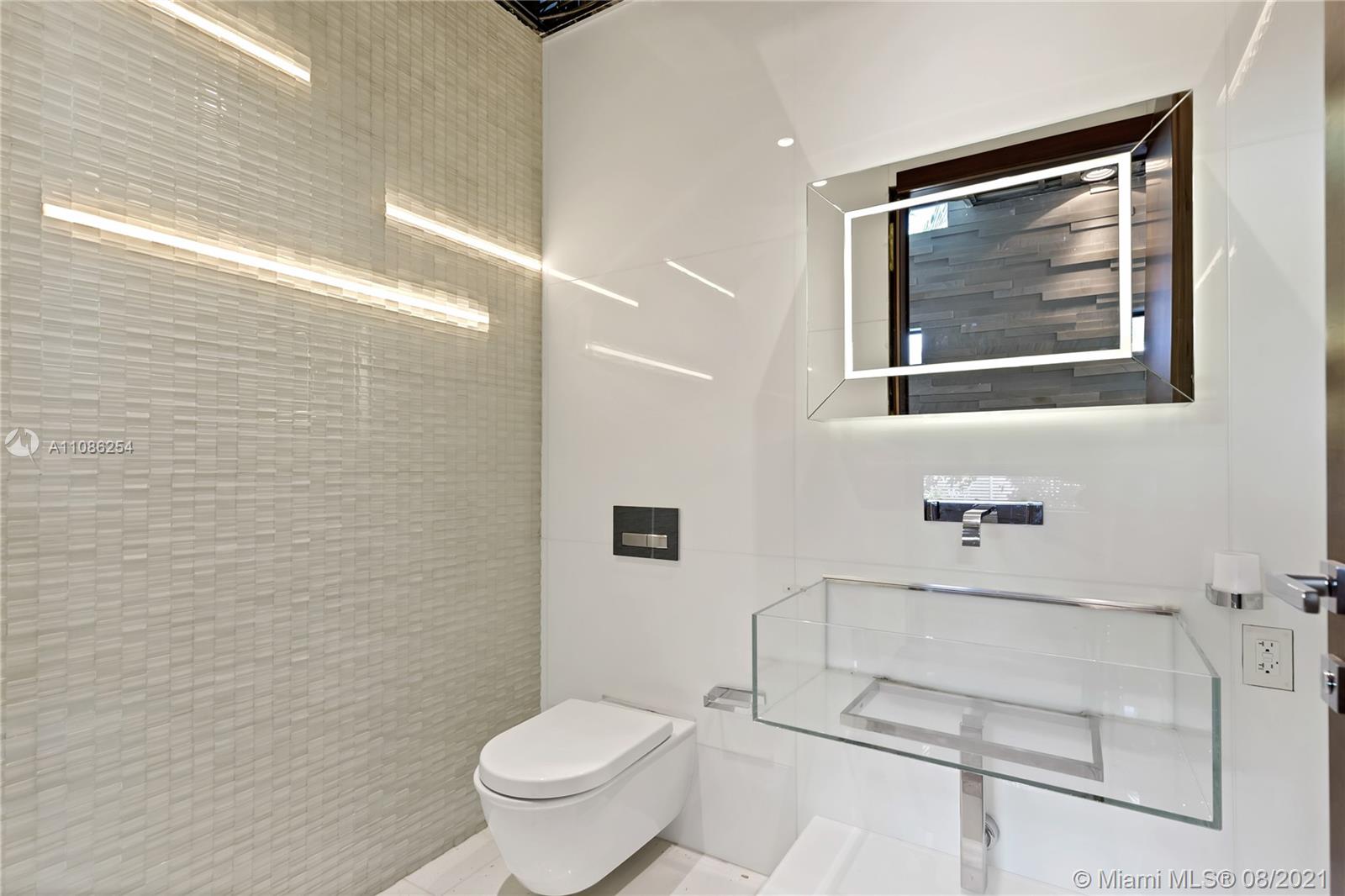 SURPRISE POINT - Residential