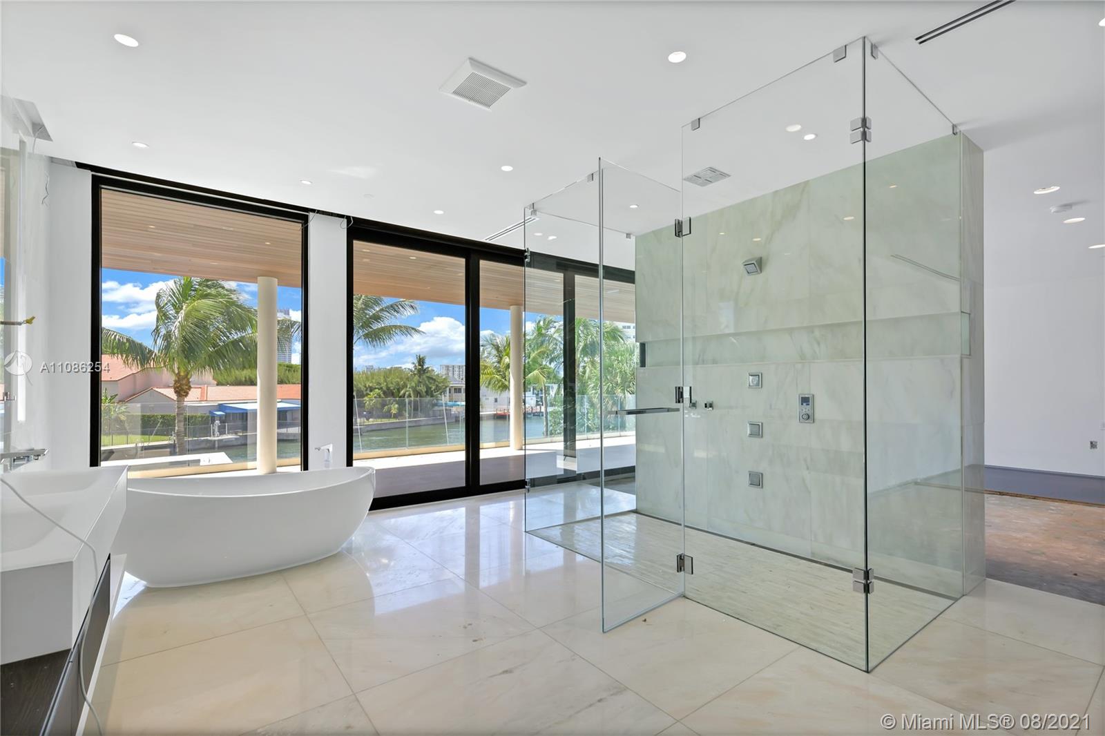 SURPRISE POINT - Residential