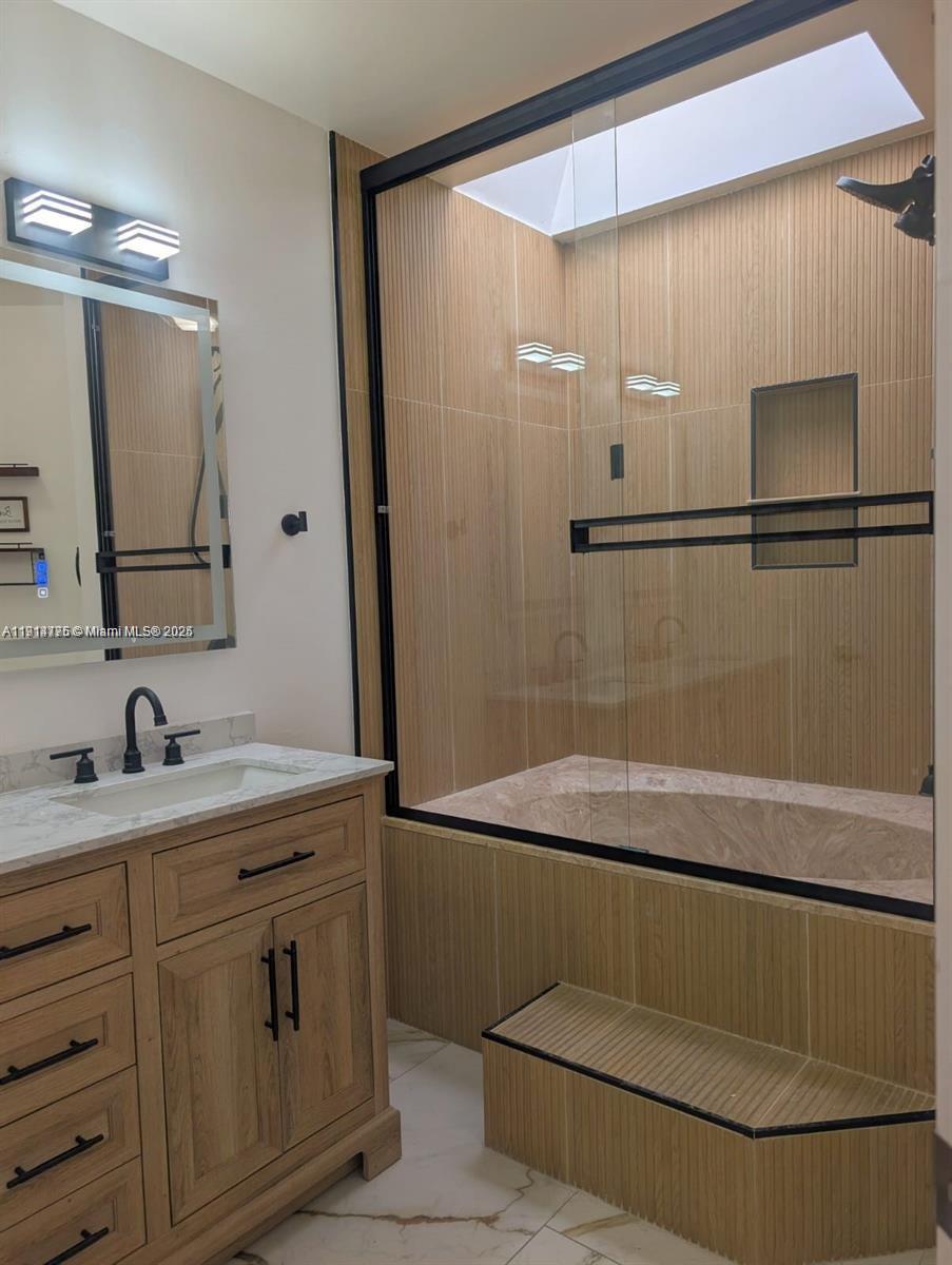 PEMBROKE LAKES SOUTH - Residential Lease