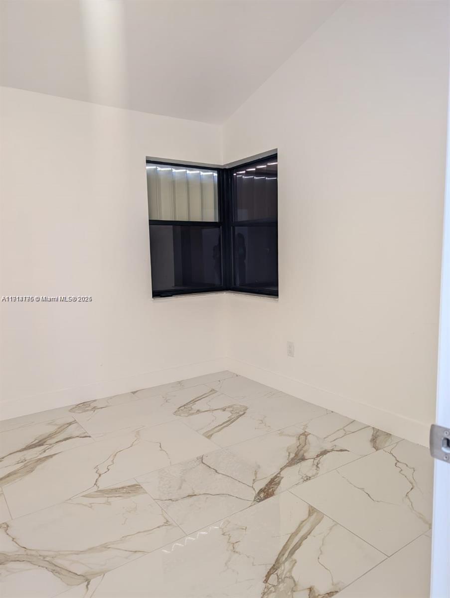 PEMBROKE LAKES SOUTH - Residential Lease