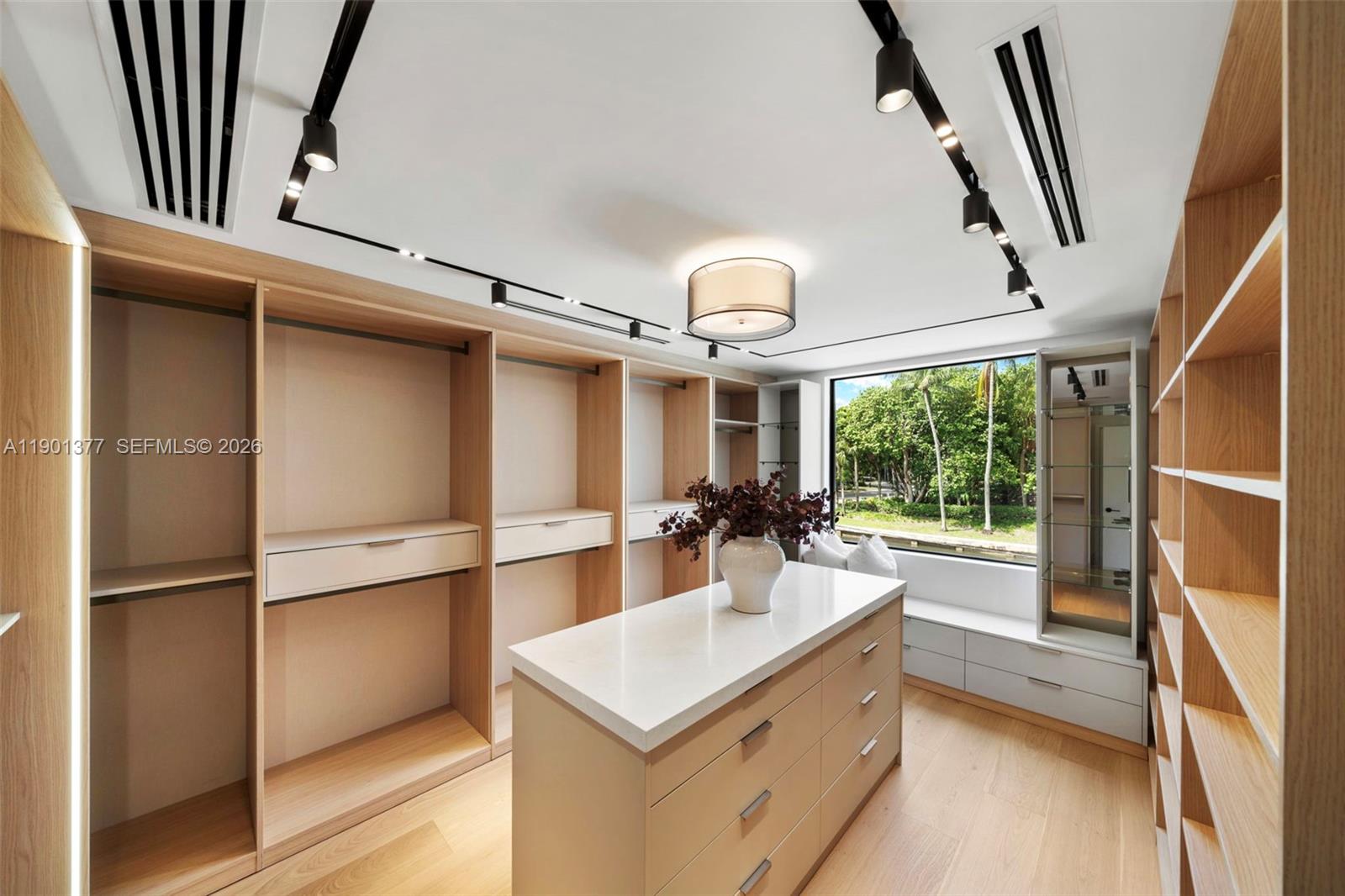 FAIRHAVEN - Residential