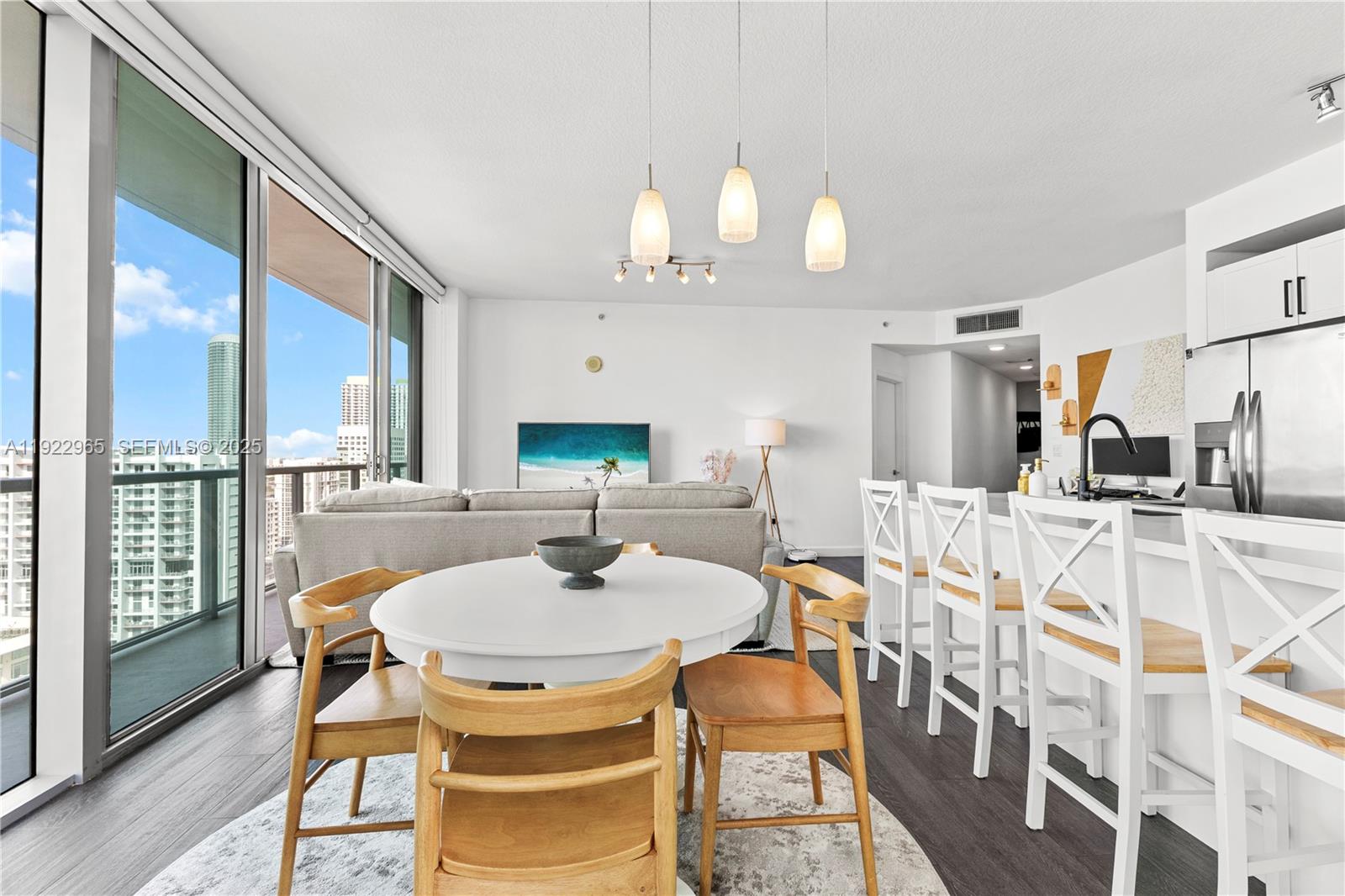 1111 SW 1st Ave 2614-N