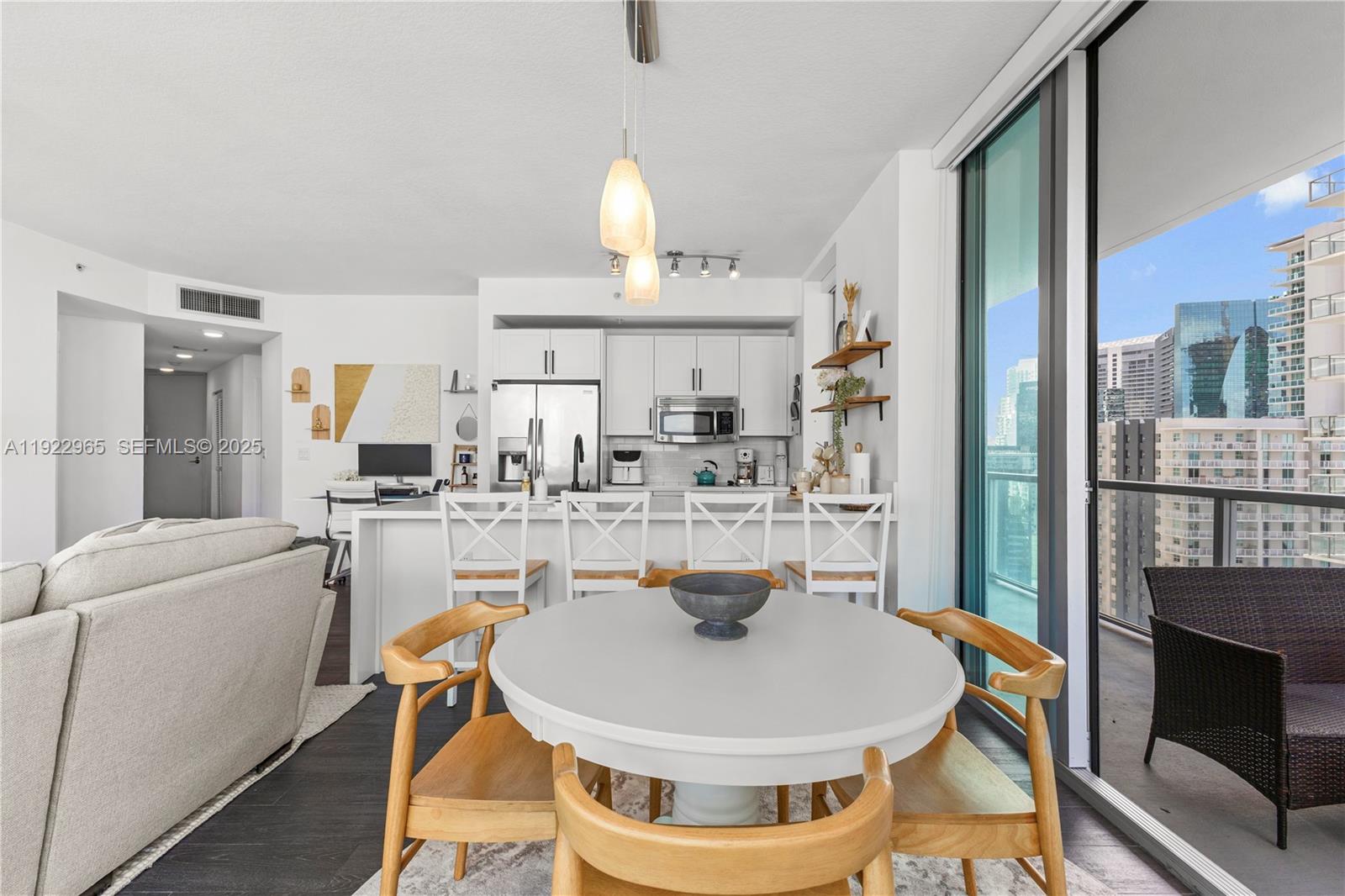 1111 SW 1st Ave 2614-N