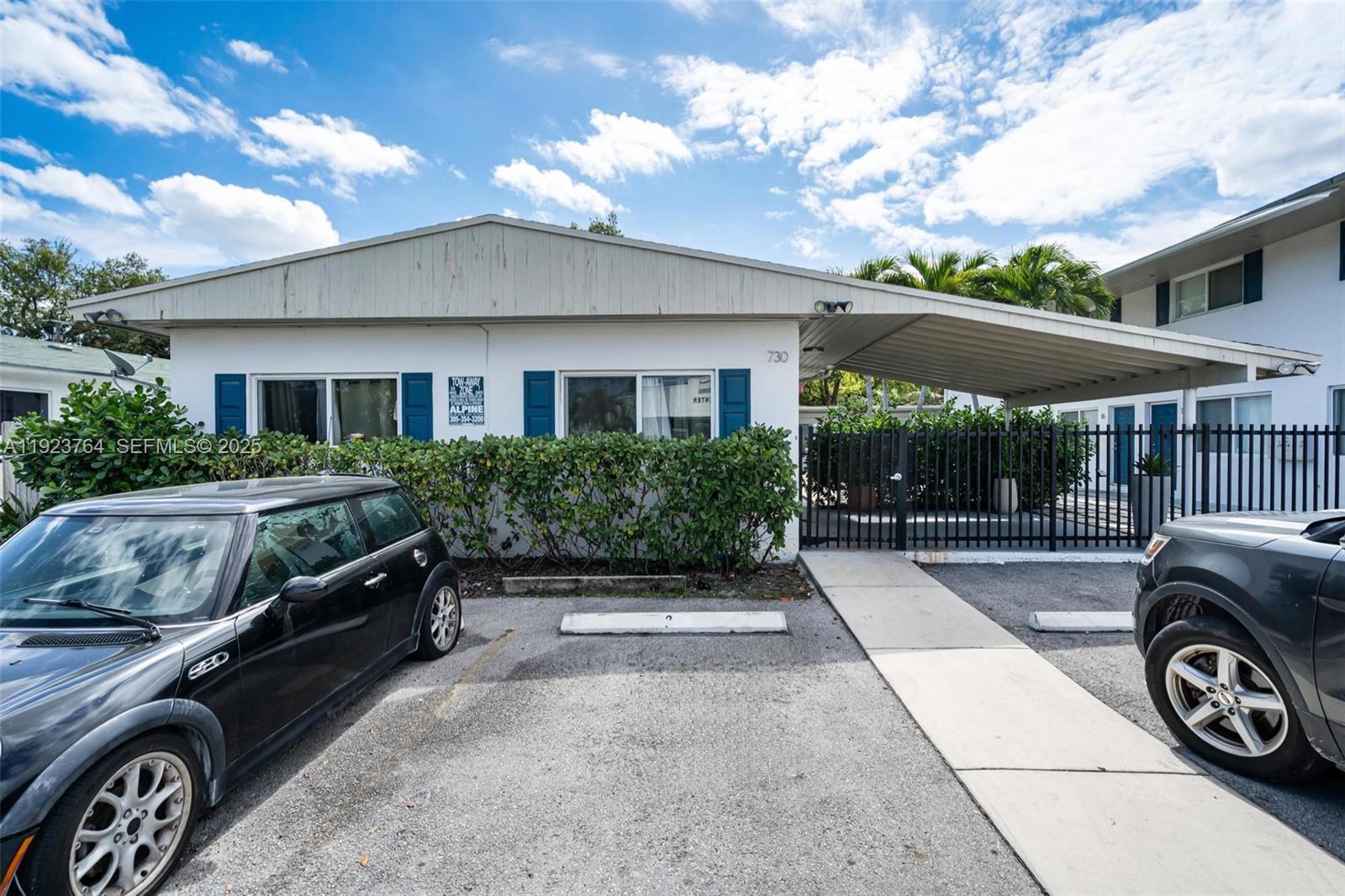 IRONS MANOR 1ST ADDN - Residential Lease