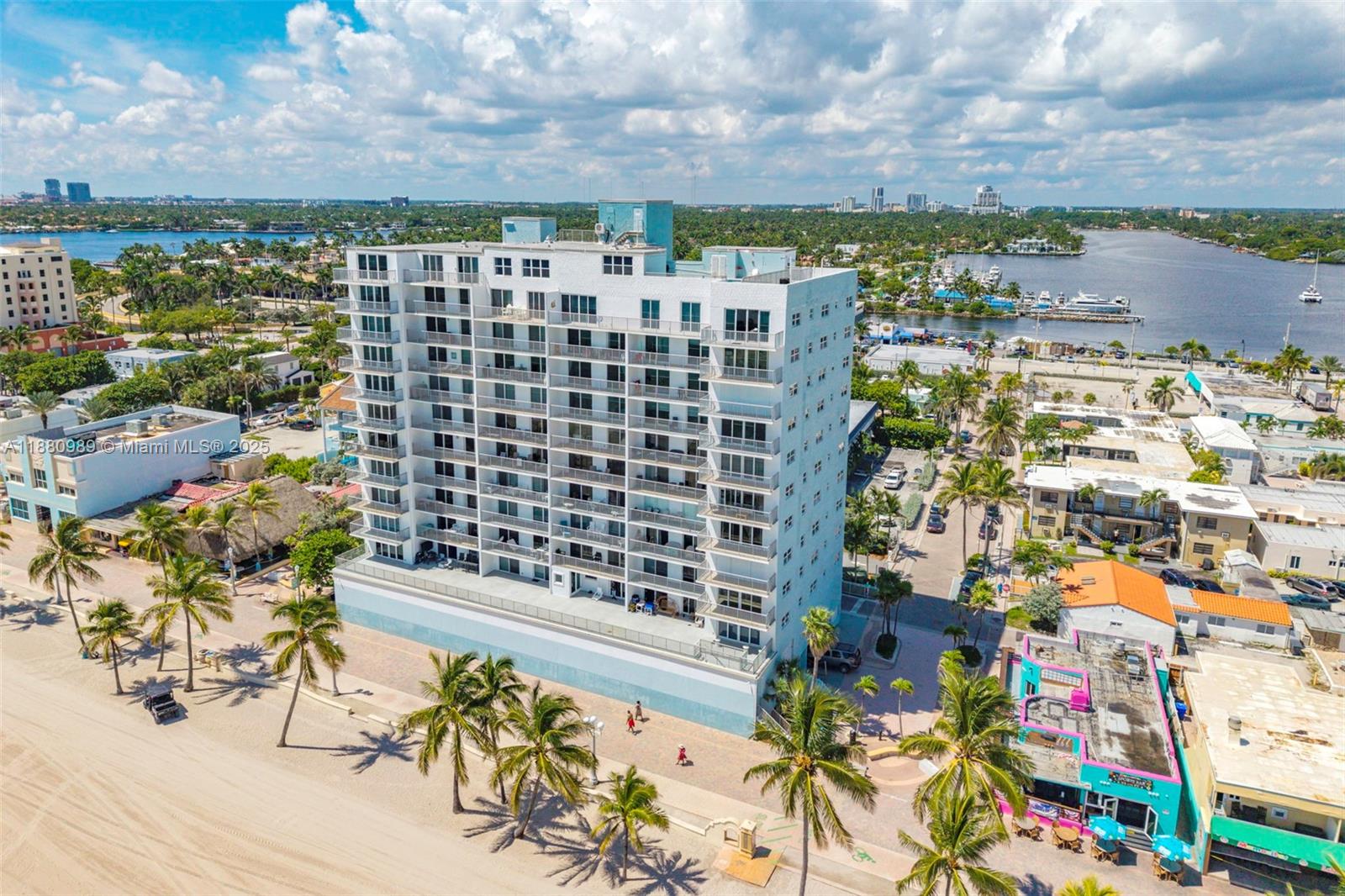 EDGEWATER BEACH TOWERS CO - Residential