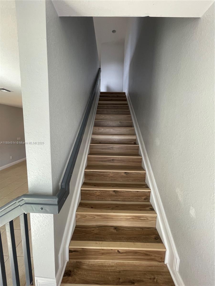 COBBLESTONE II - Residential Lease