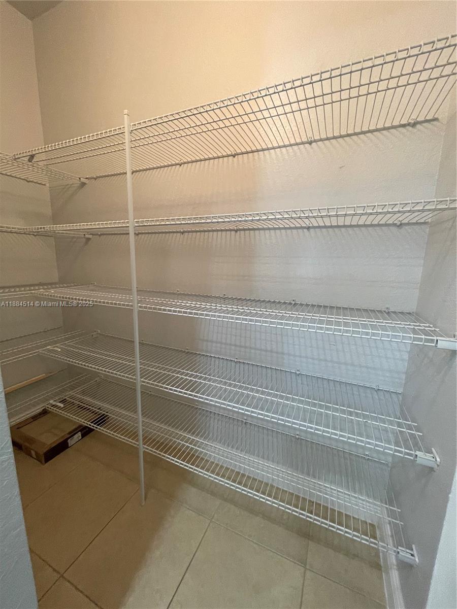 COBBLESTONE II - Residential Lease