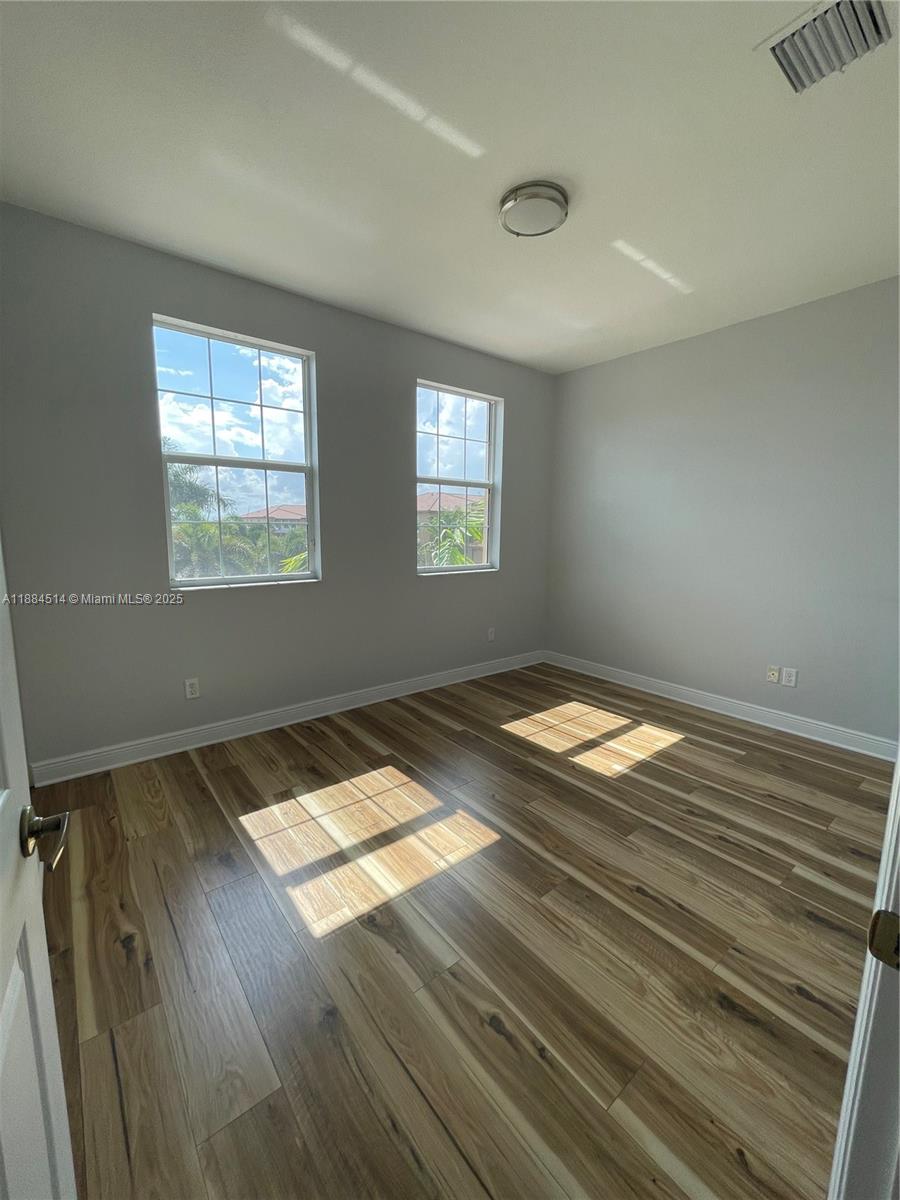 COBBLESTONE II - Residential Lease