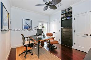 CORAL GABLES BISC BAY SEC - Residential