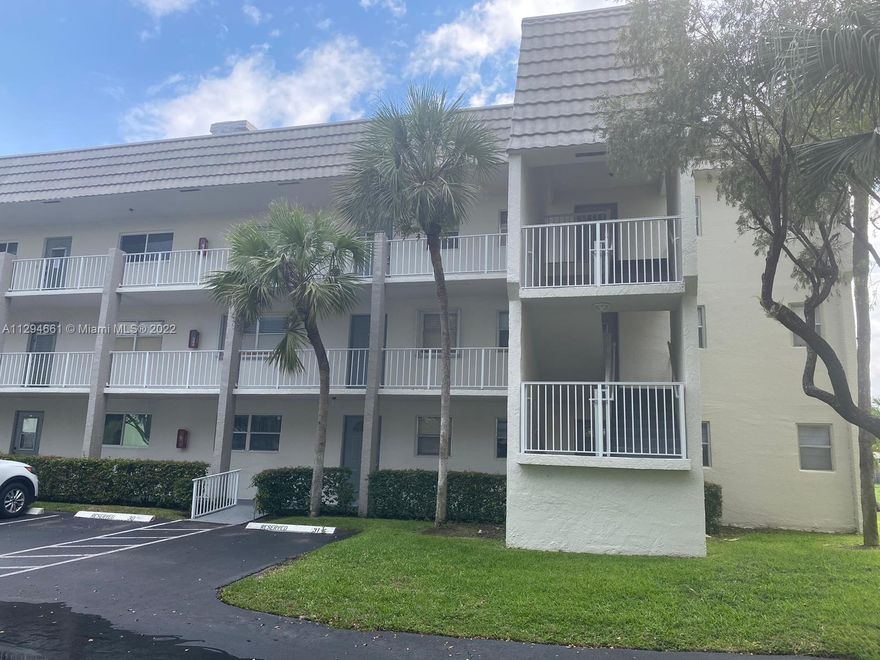 Enjoy views of the lake and garden from the comfort of your enclosed private balcony in this fully furnished charming condo located in the desirable Sunrise Lakes Phase 2. The unit is across the street from the pool and clubhouse. The property is in a 55+ adult community with plenty of amenities including exercise room, billiards, banquet room, tennis courts, large theater with weekly/monthly events. Water & cable are included. The HOA requires that at least one person must be aged 55 or older, be named on the Lease Agreement, have a credit score of 650 or above, not have a bankruptcy or foreclosure associated with their name(s) within the last 7 years & shall have an annual income of $25,000 per person, or an annual income of $35,000 per married couple (certificate of marriage required).