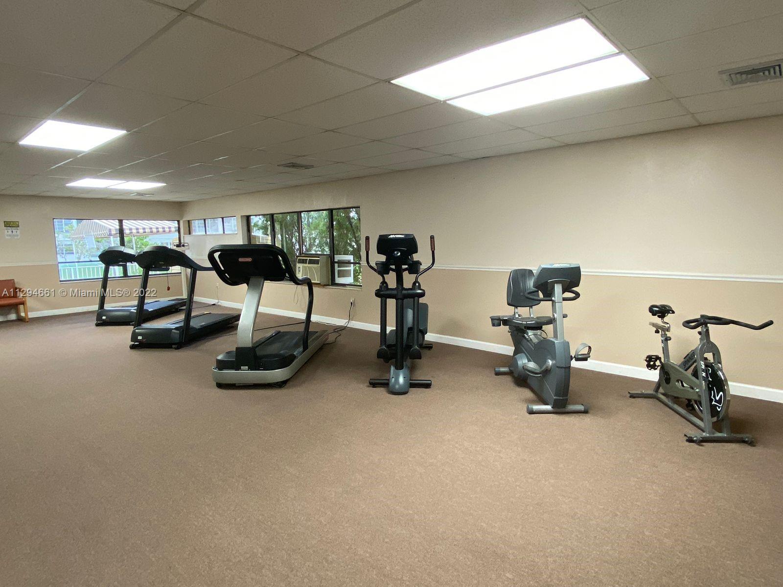 SUNRISE LAKES 37 CONDO - Residential Lease