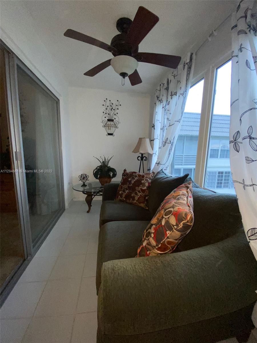 SUNRISE LAKES 37 CONDO - Residential Lease