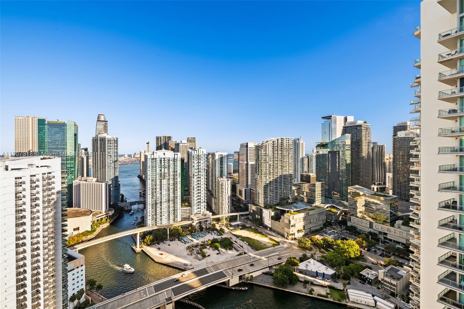 IVY CONDO - Residential