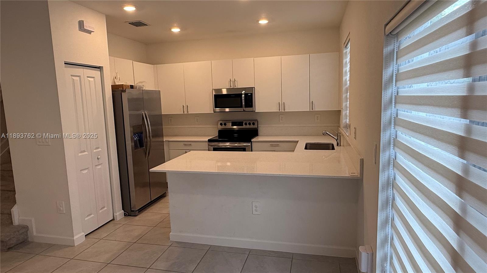SILVER PALM RESIDENTIAL H - Residential