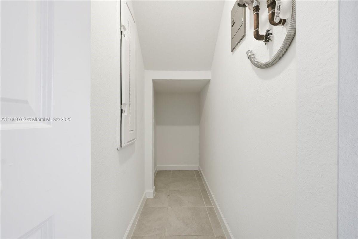 SILVER PALM RESIDENTIAL H - Residential