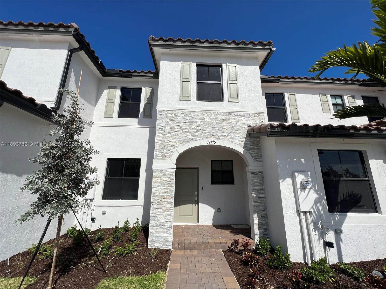 SILVER PALM RESIDENTIAL H - Residential