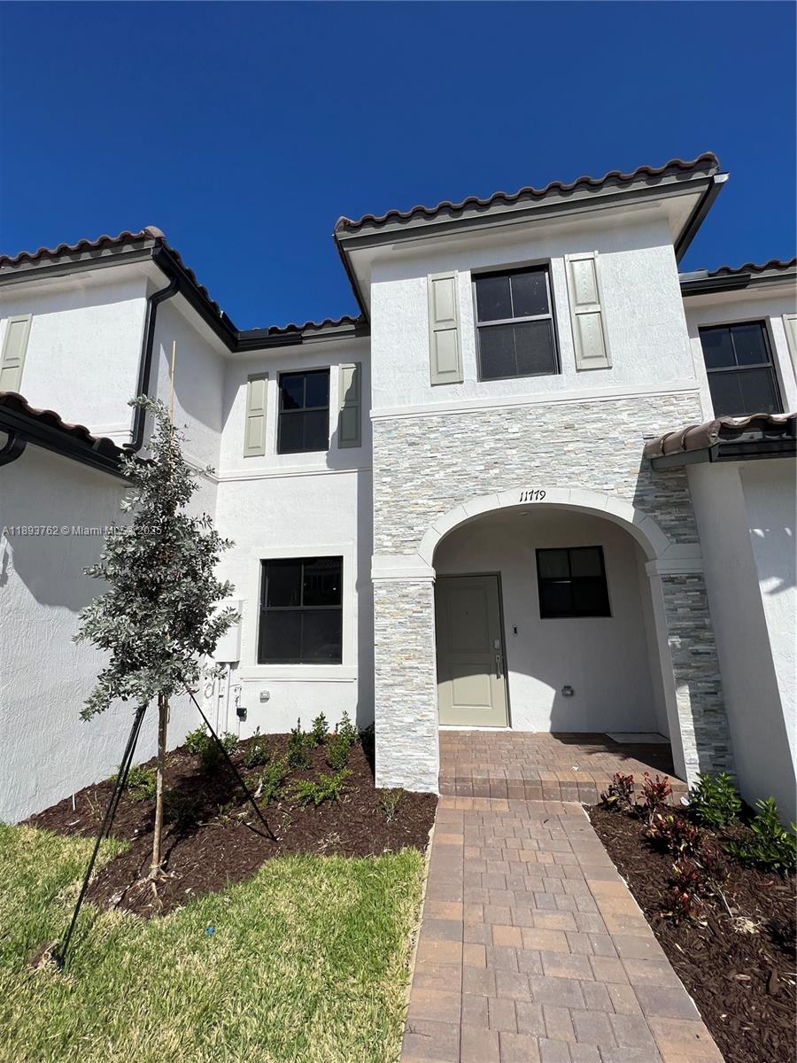 SILVER PALM RESIDENTIAL H - Residential
