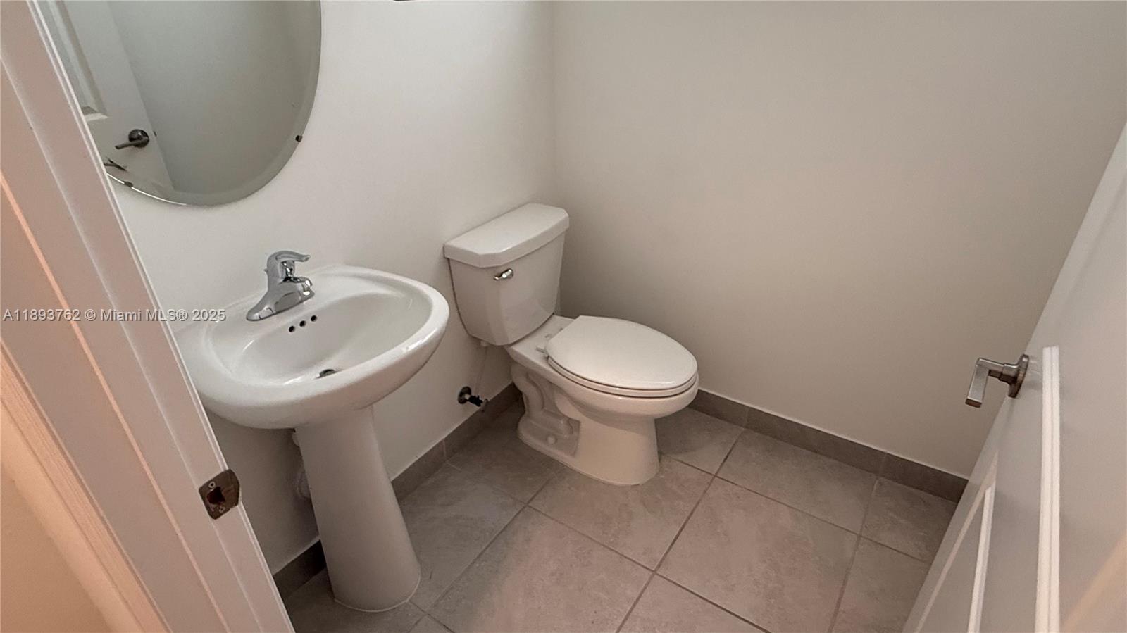 SILVER PALM RESIDENTIAL H - Residential