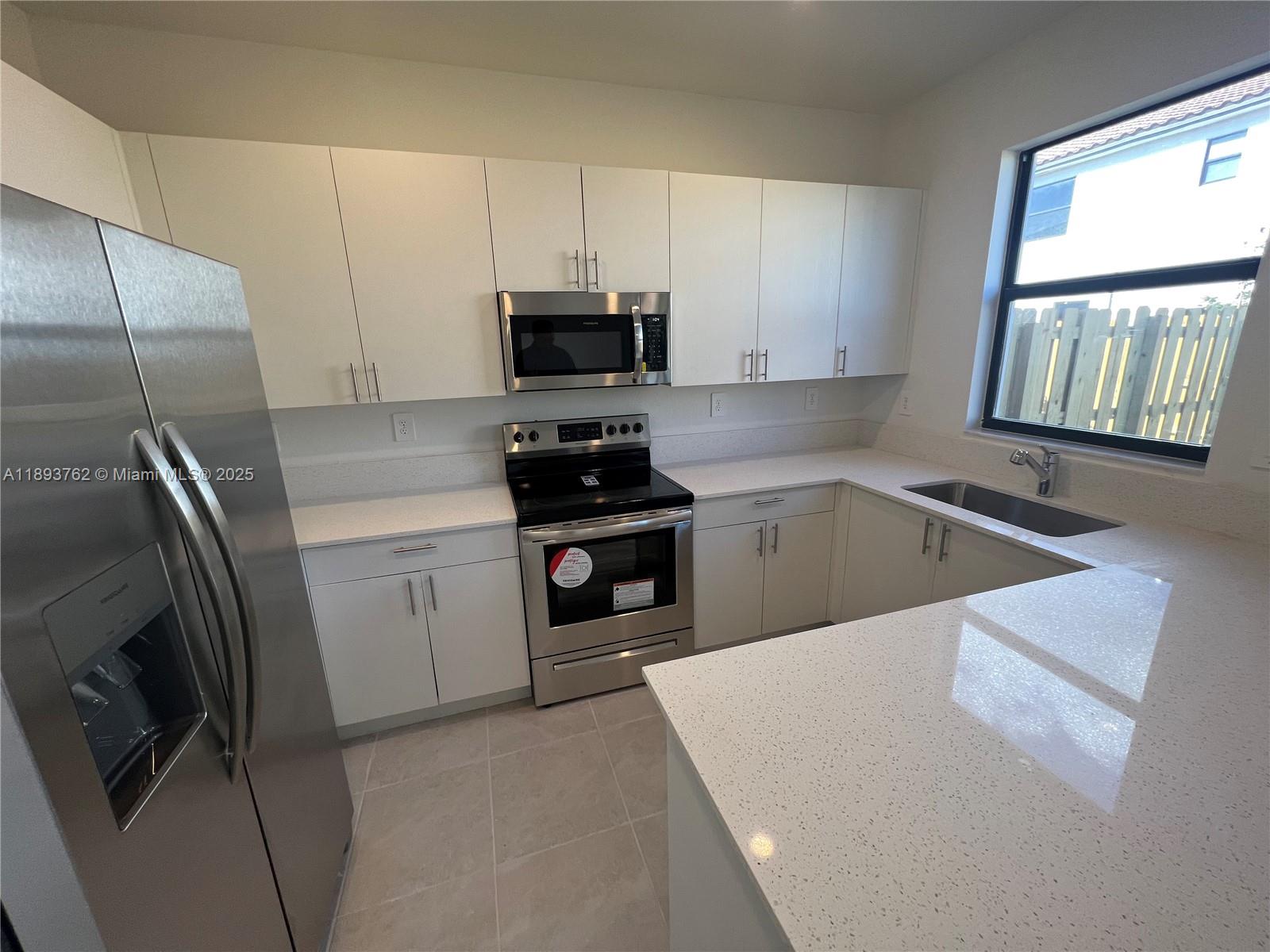 SILVER PALM RESIDENTIAL H - Residential