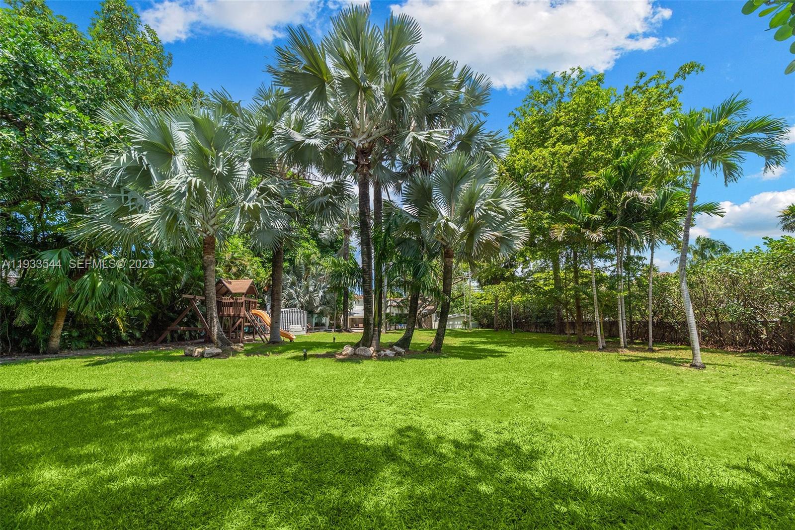 FLAMINGO TERRACE SUB - Residential