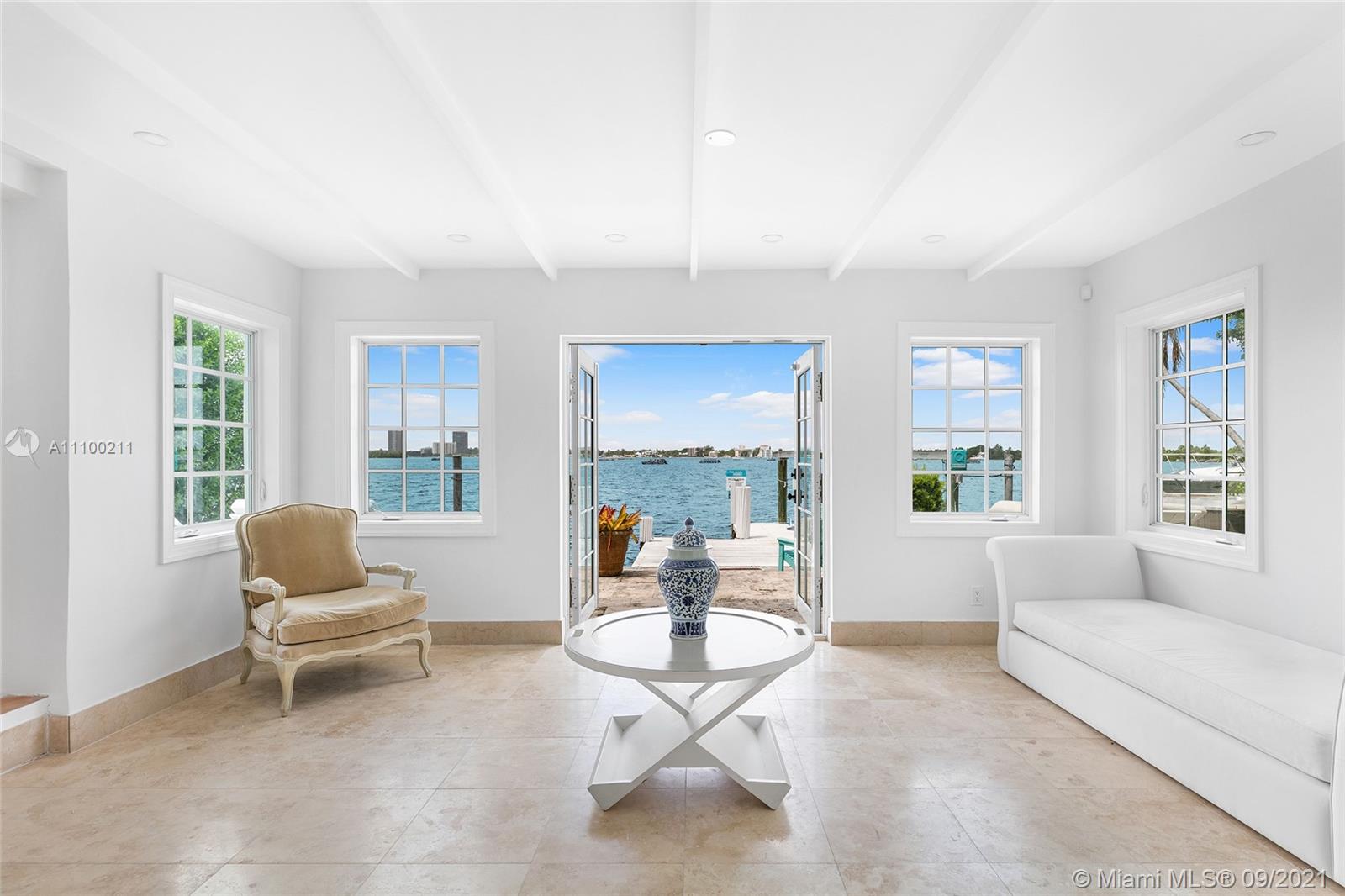 NORTH BAY ISLAND - Residential