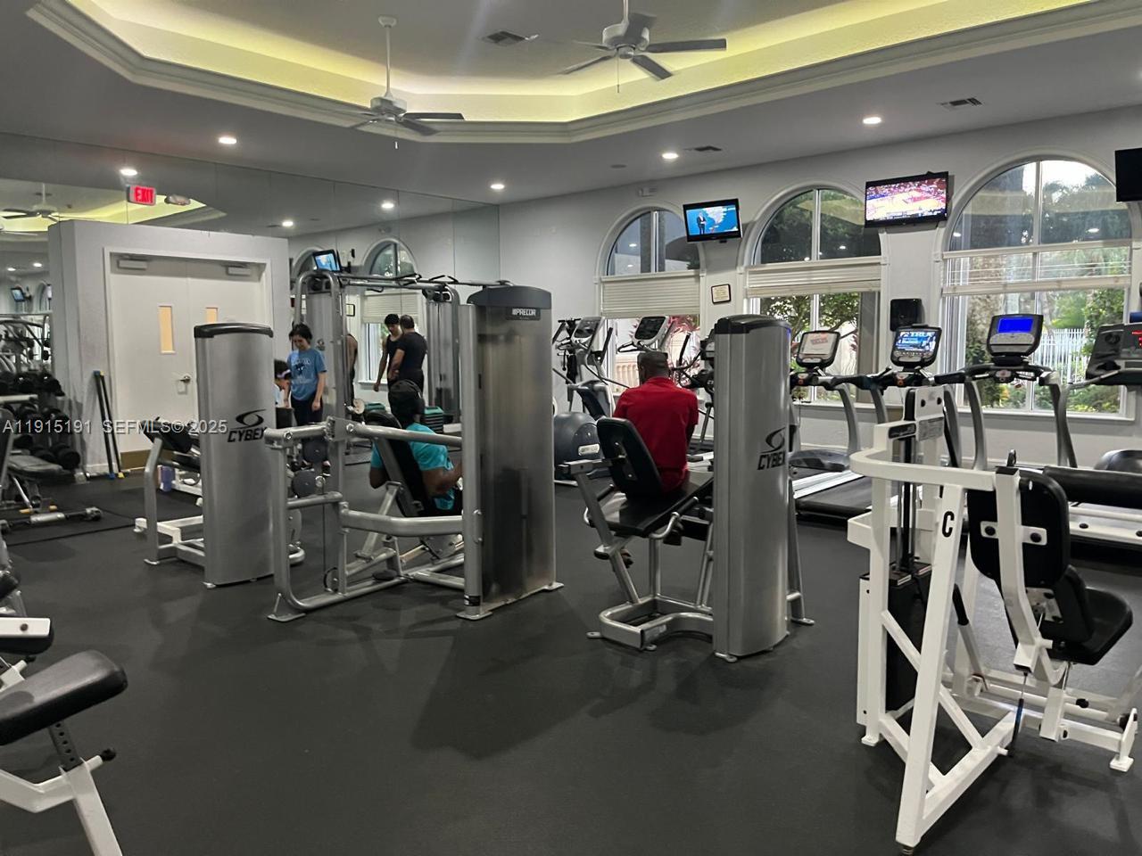 WALNUT CREEK TOWNHOMES - Residential