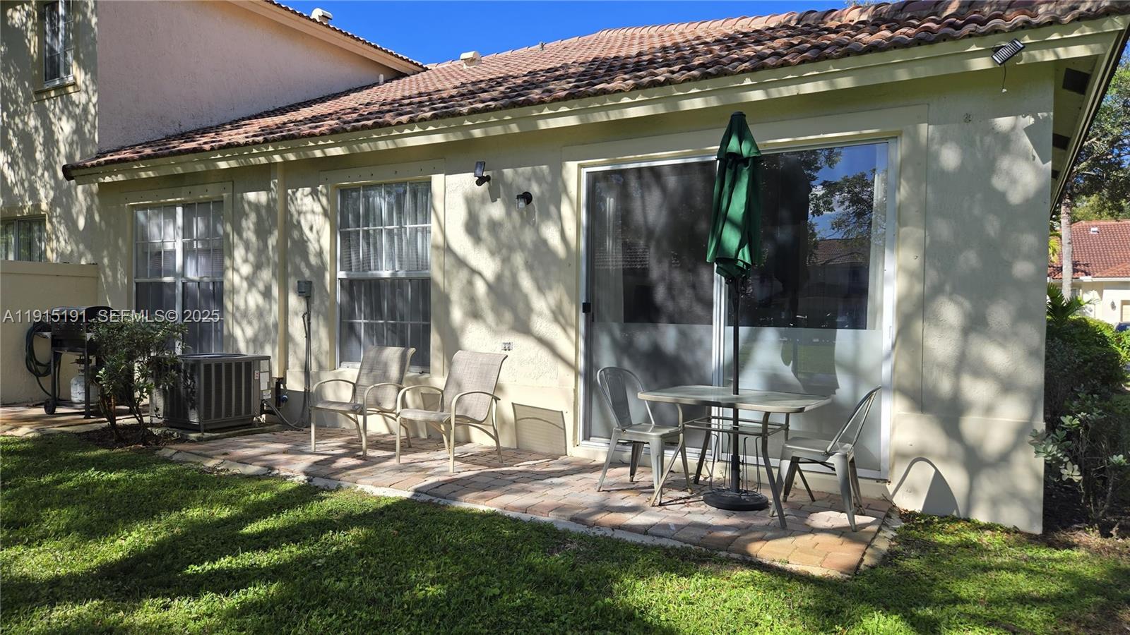 WALNUT CREEK TOWNHOMES - Residential