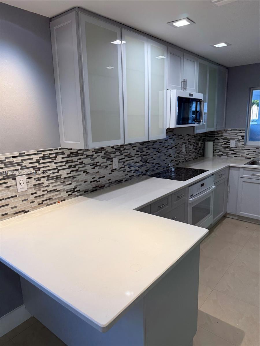 LAKES OF ACADIA UNIT 7 - Residential