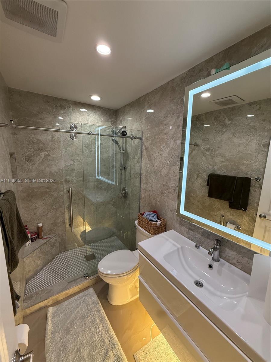 LAKES OF ACADIA UNIT 7 - Residential